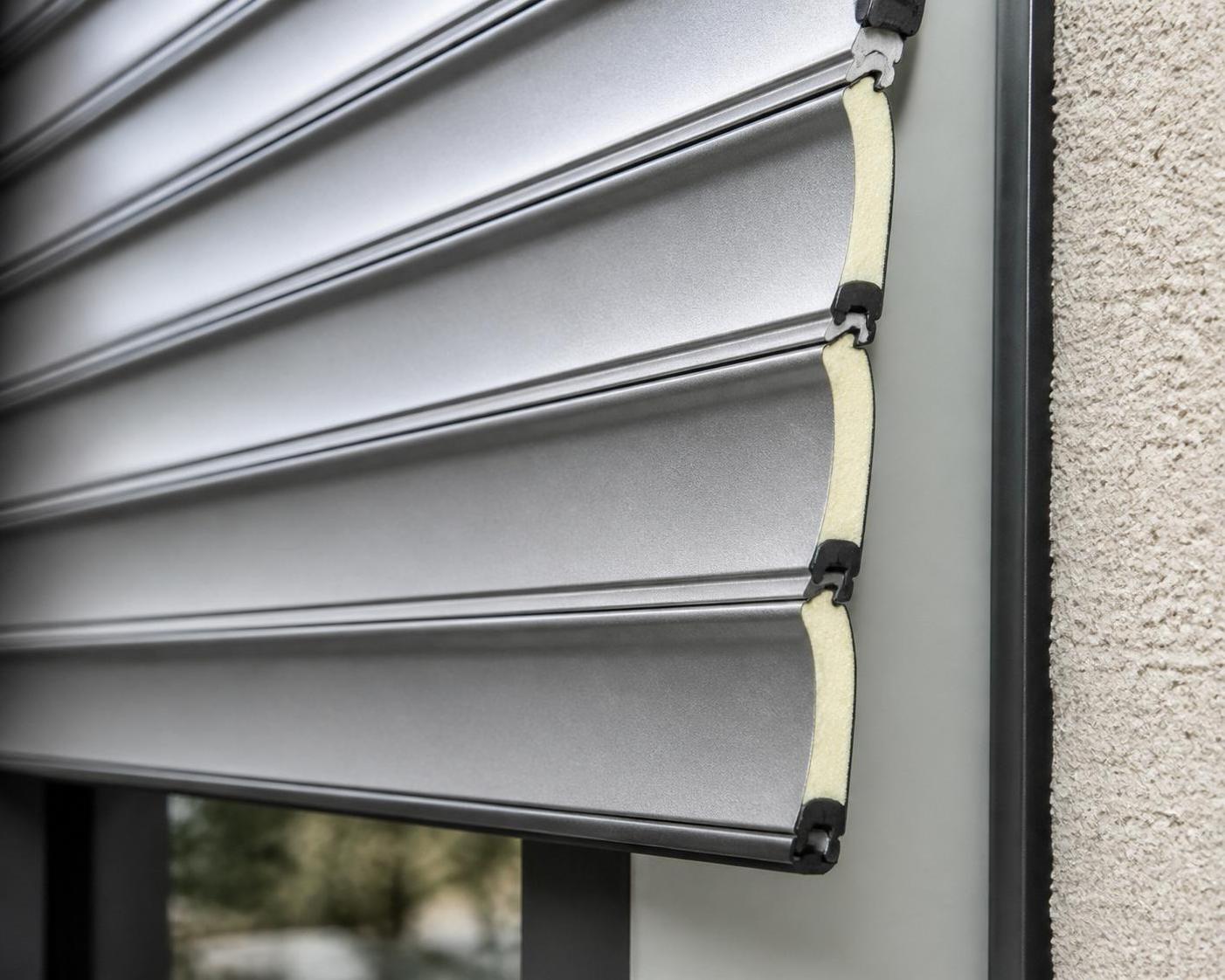 découvrez comment choisir le volet roulant idéal pour une rénovation efficace de votre maison, alliant confort, sécurité et économies d'énergie.
